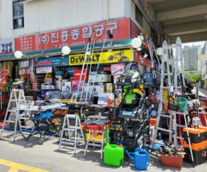 경기 안양시 동안구 엘에스로 92 5동101호